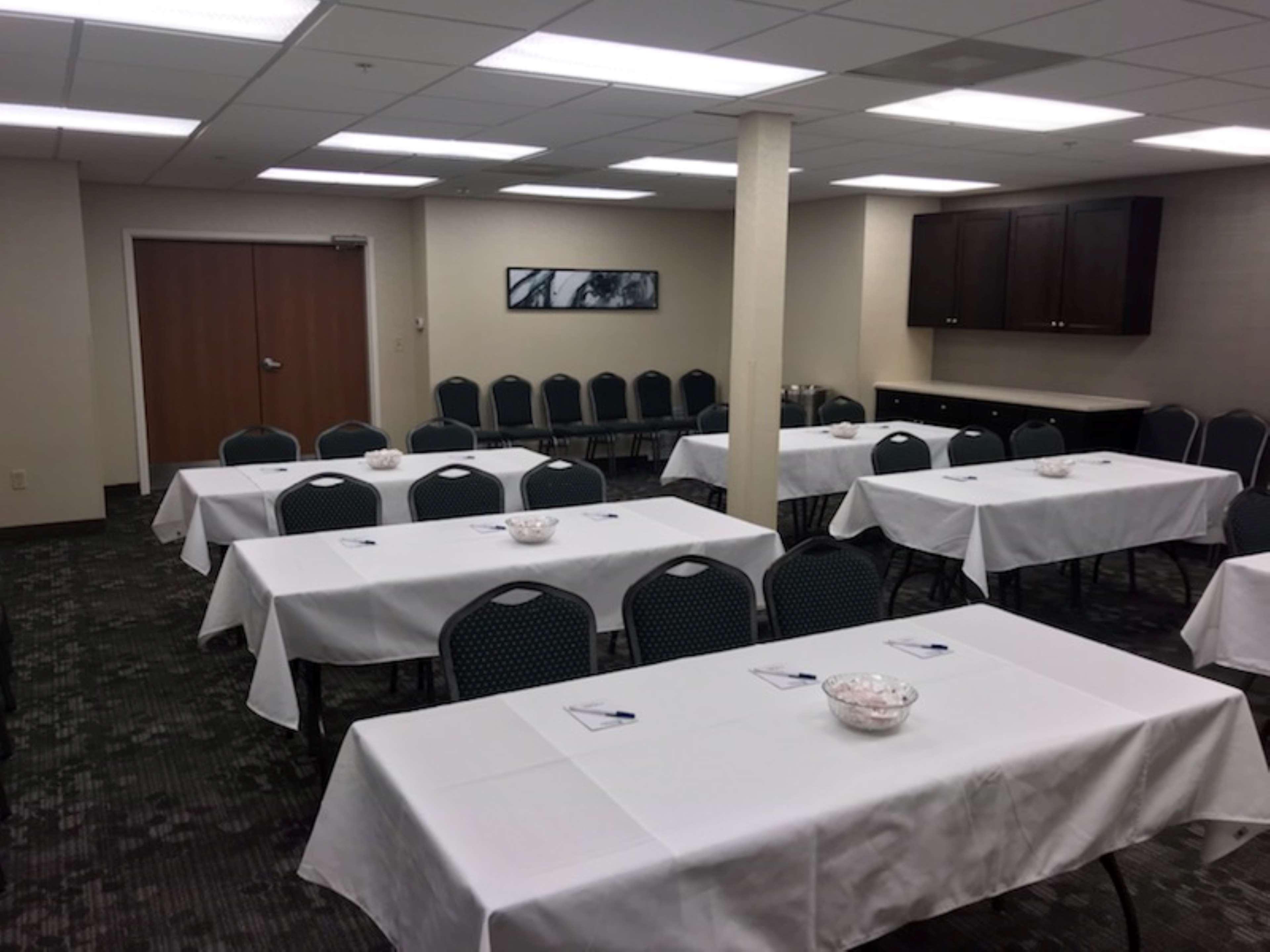 Best Western Dothan Inn & Suites Extérieur photo