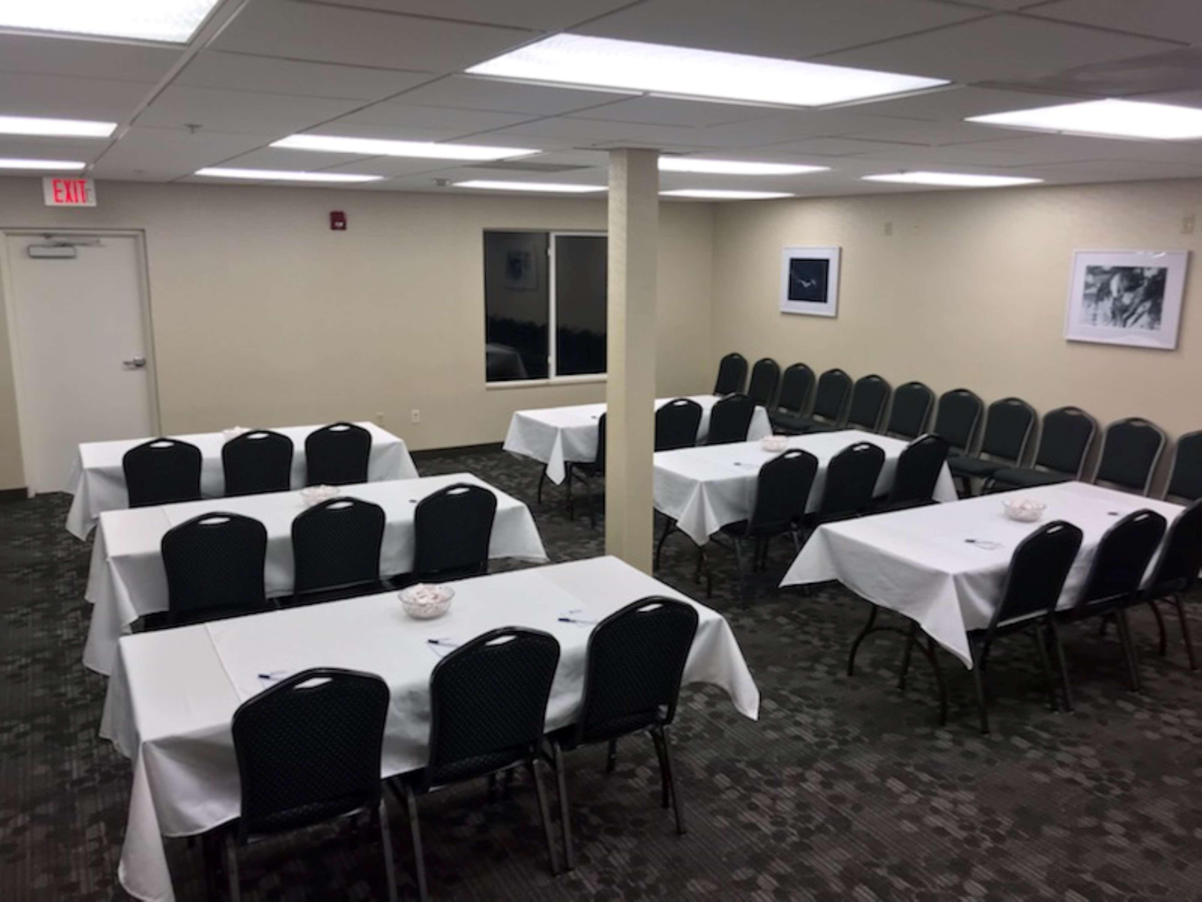 Best Western Dothan Inn & Suites Extérieur photo
