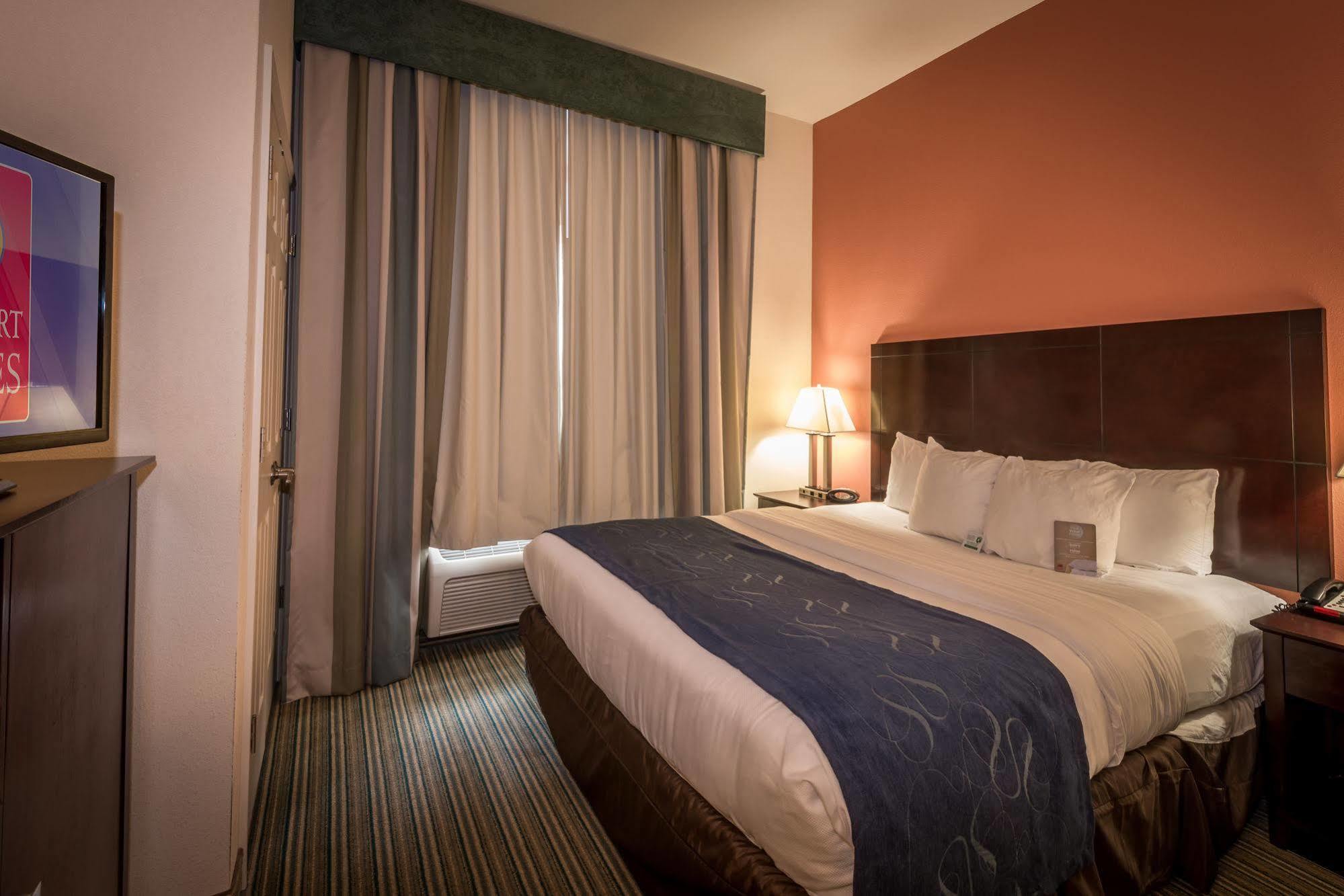 Best Western Dothan Inn & Suites Extérieur photo