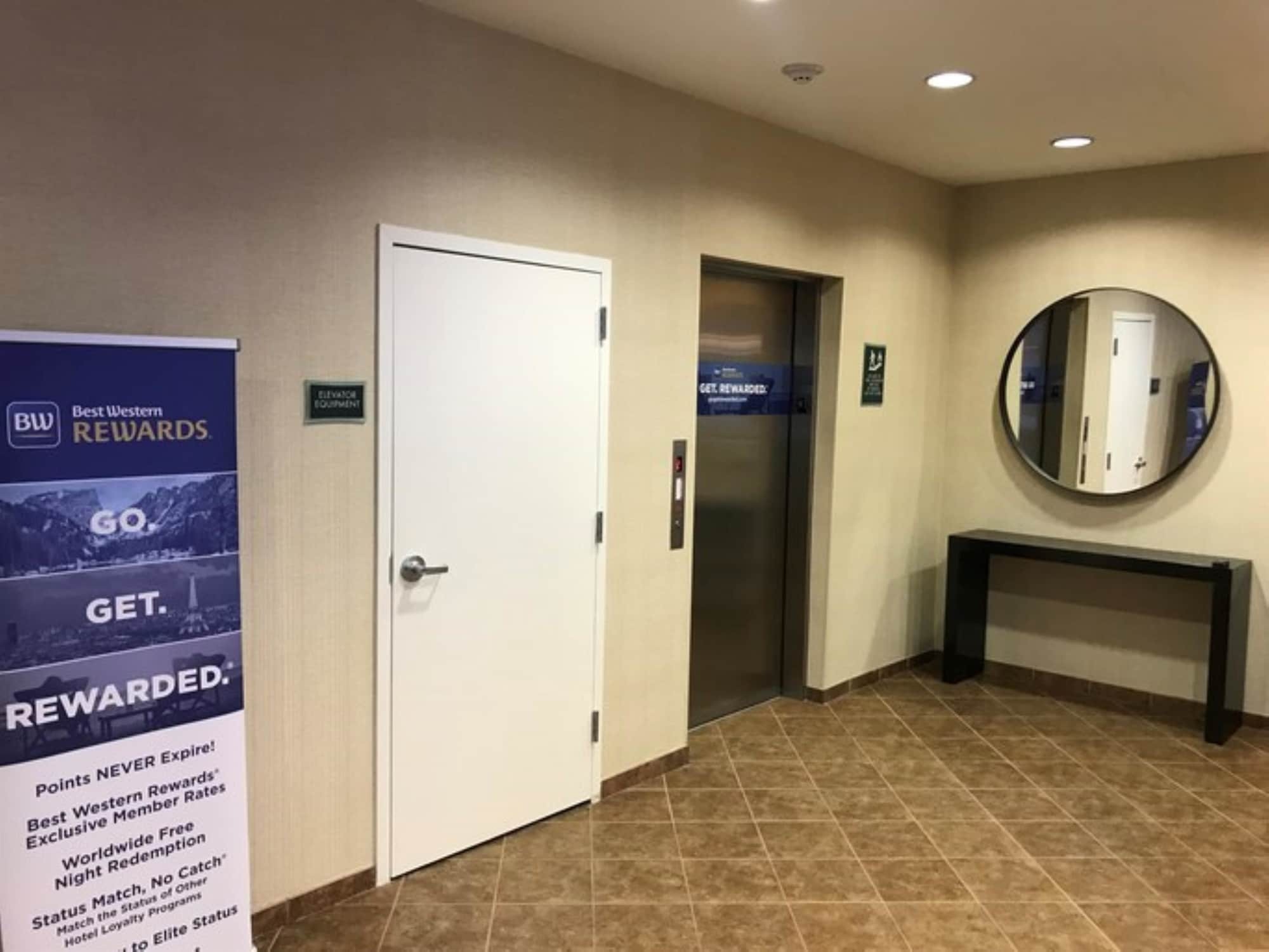 Best Western Dothan Inn & Suites Extérieur photo